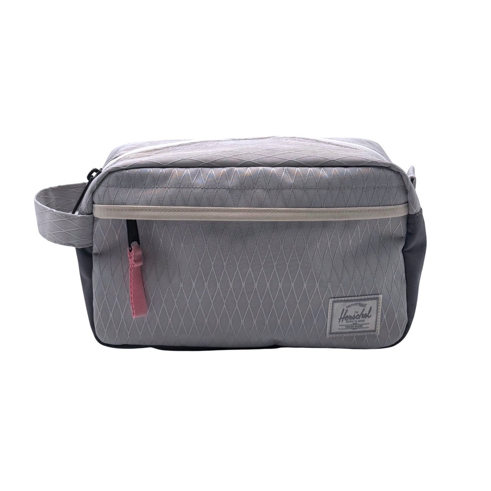 Herschel Chapter Travel Kit Toiletry Bag White Gray Diamond Pattern Pink Zipper